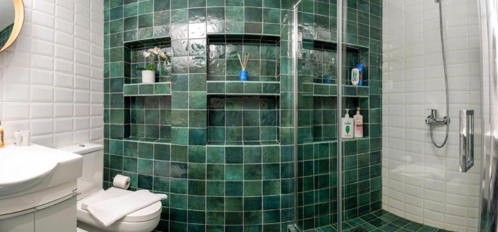 Crown Syntagma Apartment Афіни Екстер'єр фото